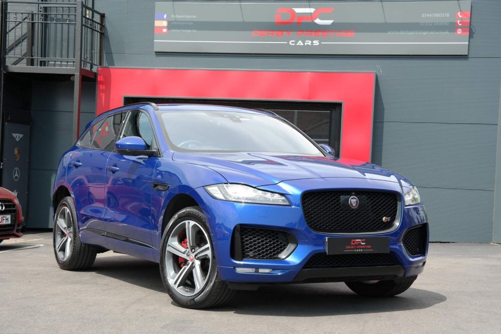 JAGUAR F-PACE