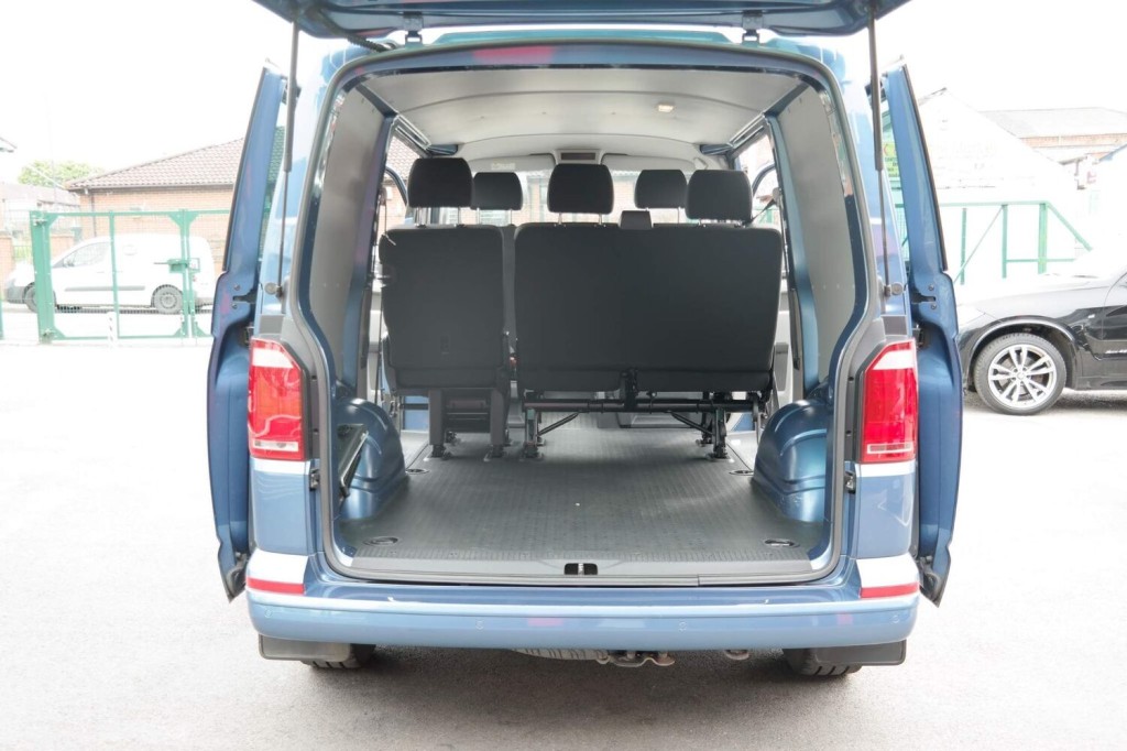 VOLKSWAGEN TRANSPORTER