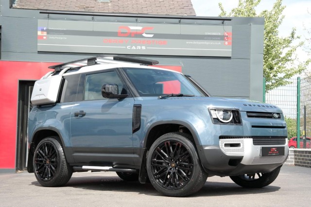 LAND ROVER DEFENDER 90