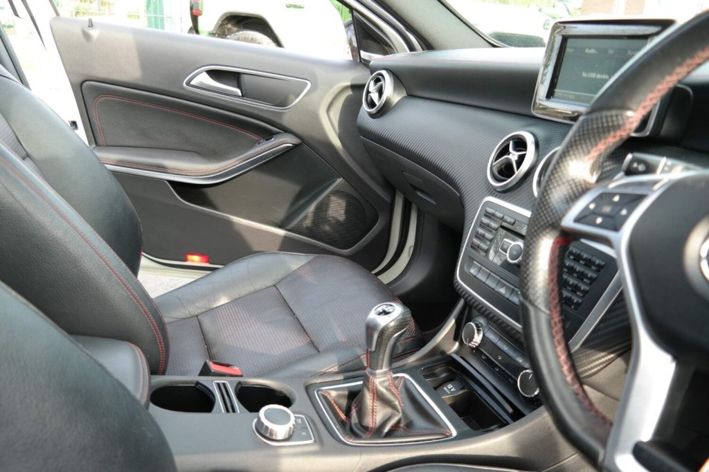 MERCEDES-BENZ A CLASS