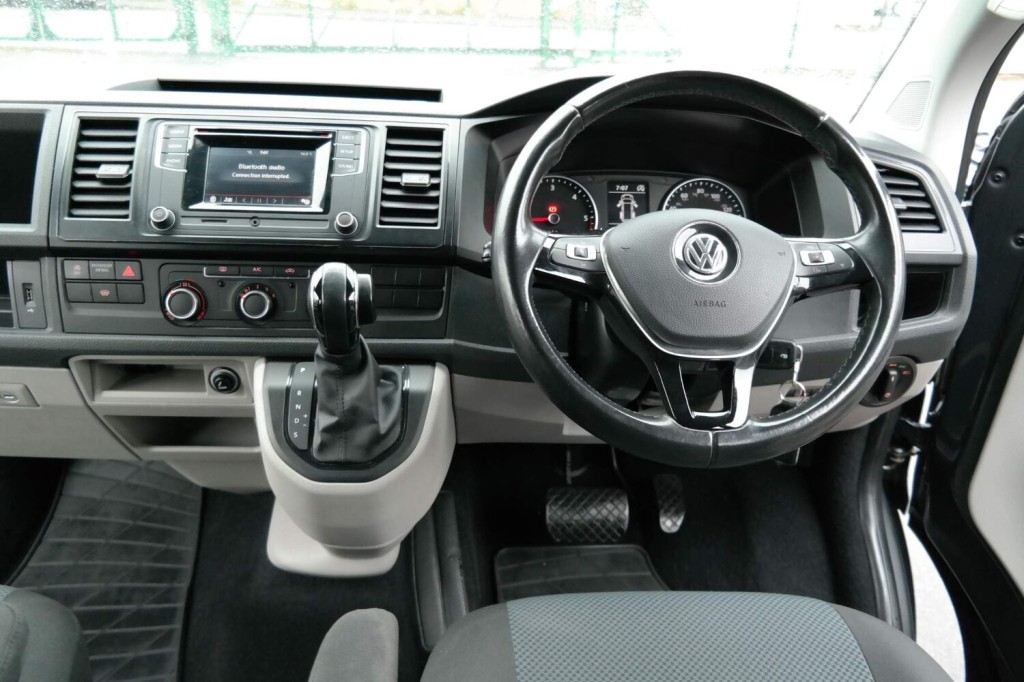 VOLKSWAGEN TRANSPORTER