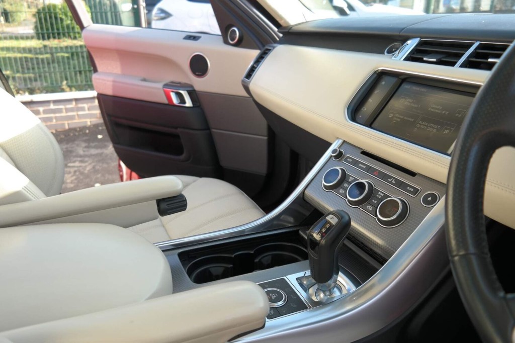 LAND ROVER RANGE ROVER SPORT