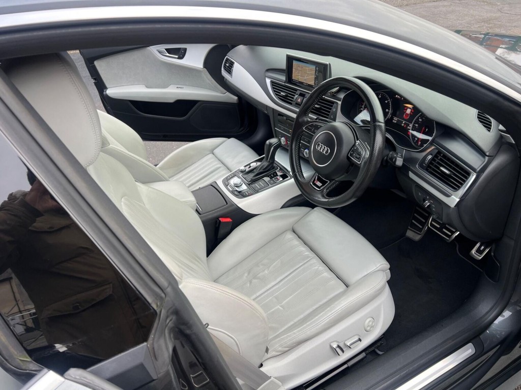 AUDI A7