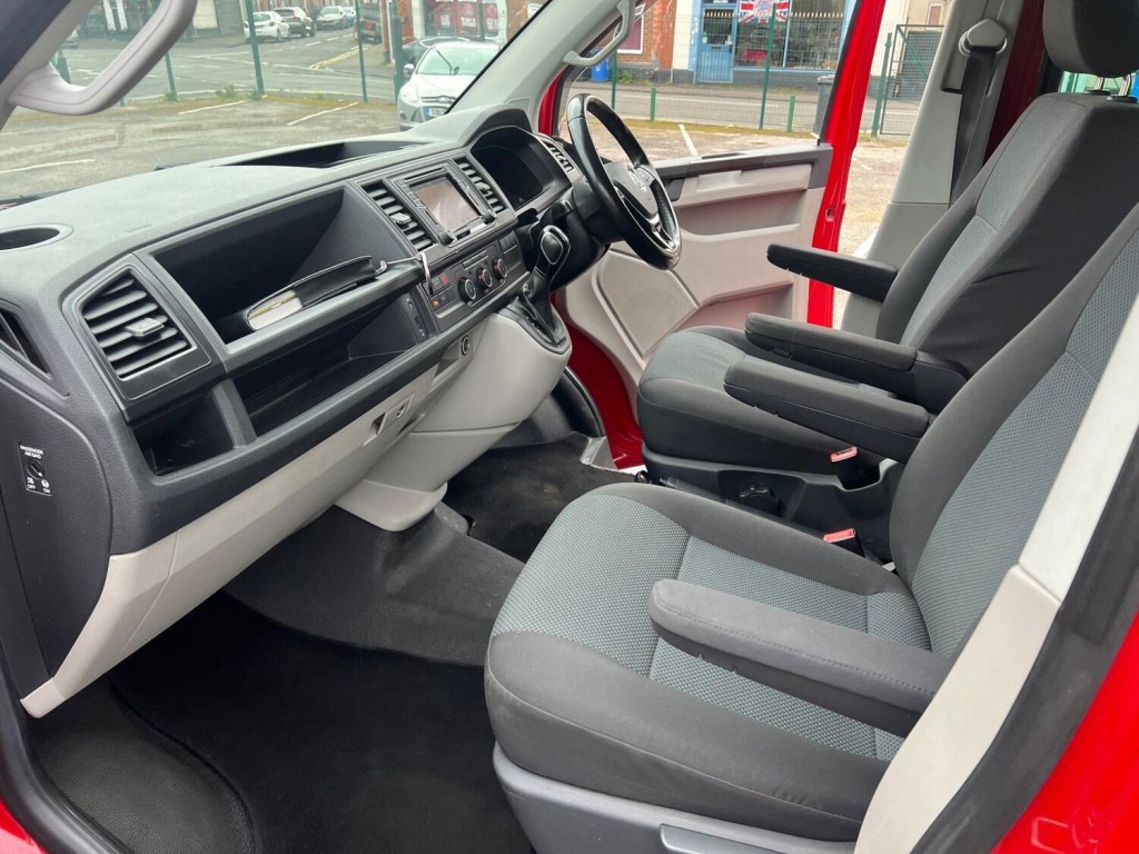 VOLKSWAGEN TRANSPORTER