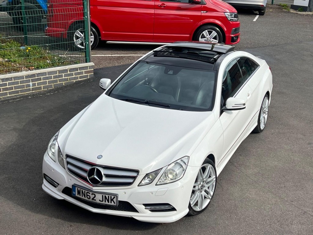 MERCEDES-BENZ E CLASS