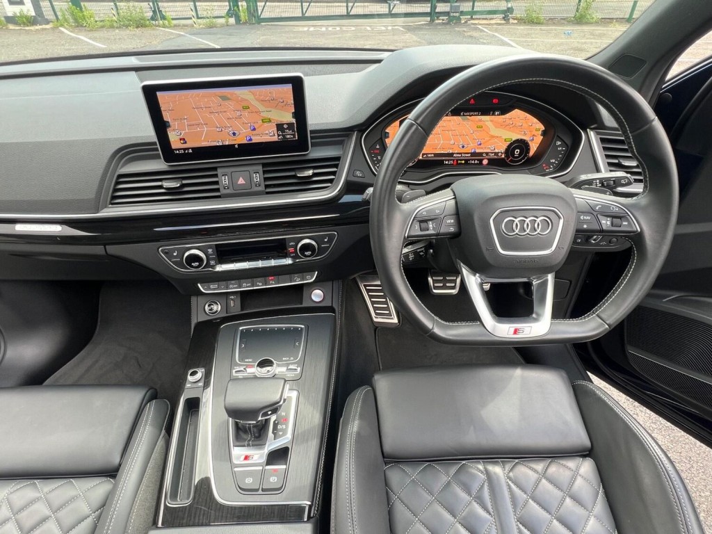 AUDI SQ5