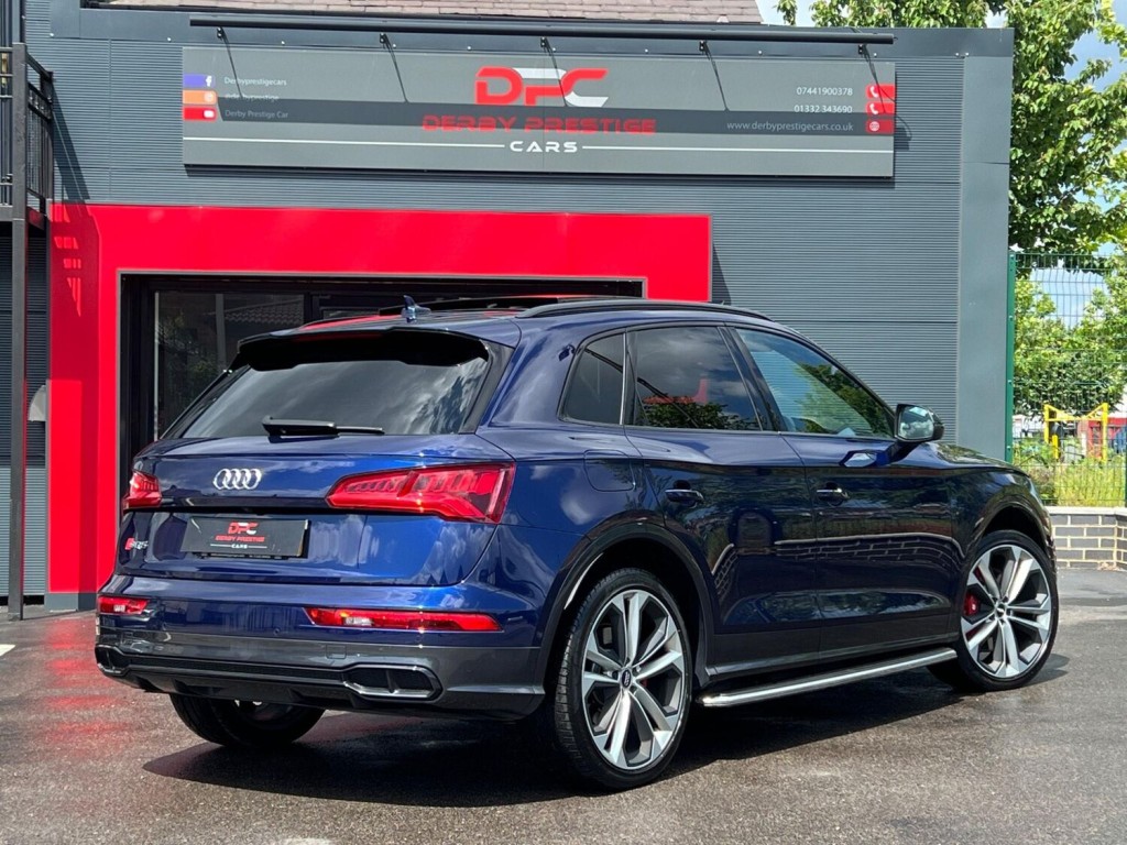 AUDI SQ5