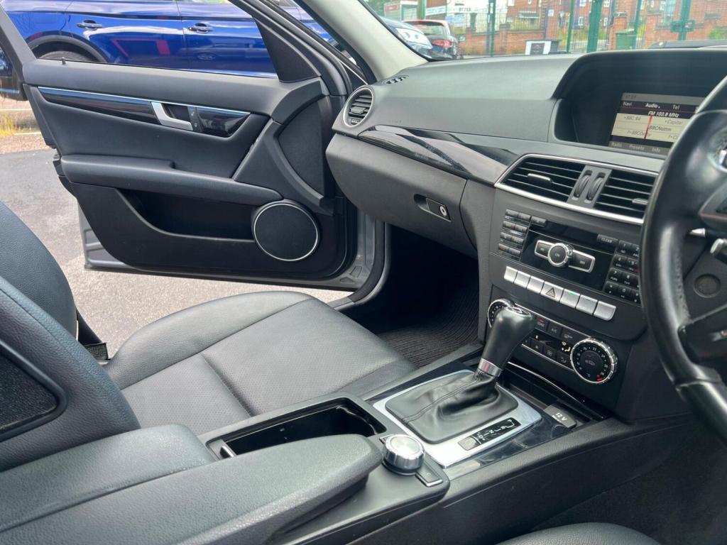 MERCEDES-BENZ C CLASS