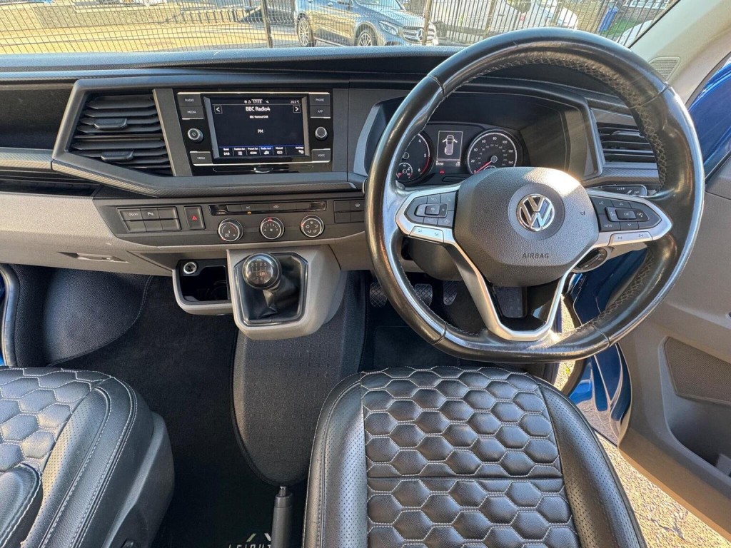 VOLKSWAGEN TRANSPORTER