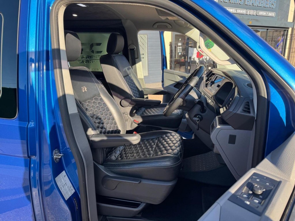 VOLKSWAGEN TRANSPORTER