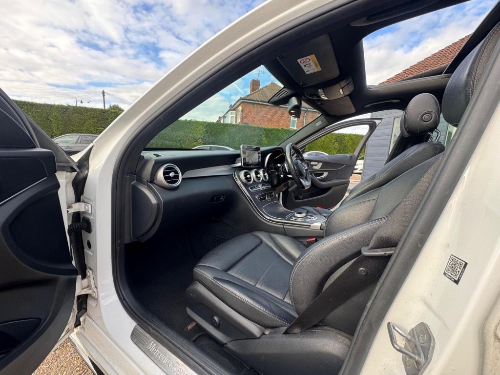 MERCEDES-BENZ C CLASS