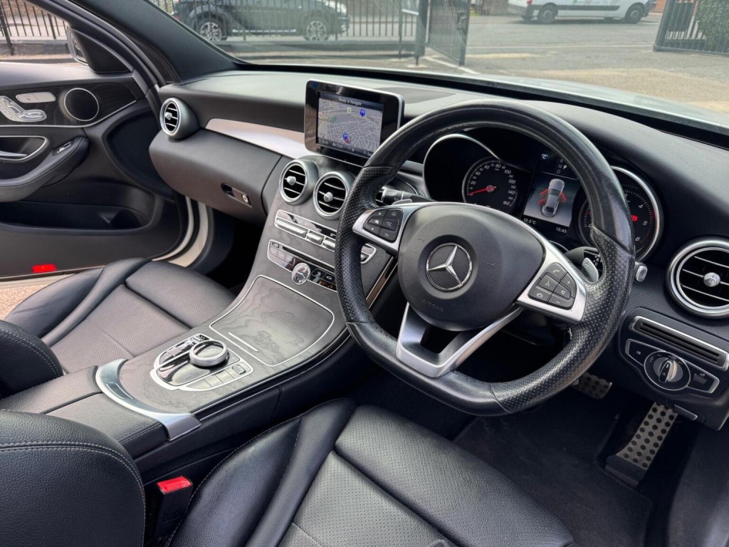 MERCEDES-BENZ C CLASS