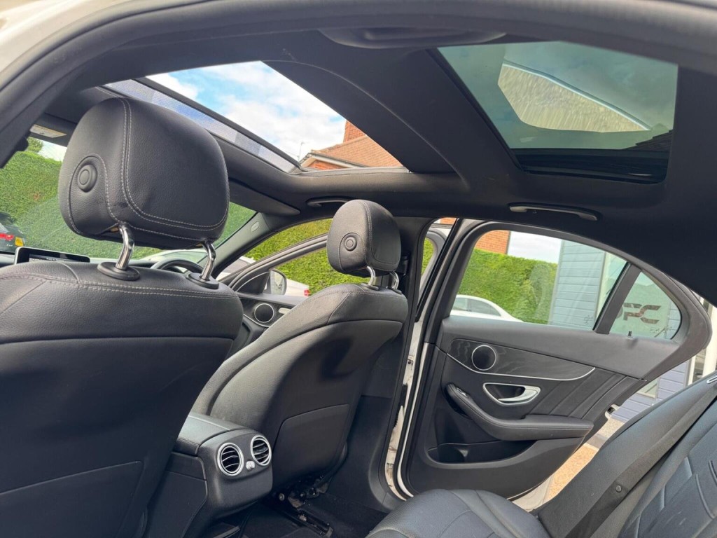 MERCEDES-BENZ C CLASS