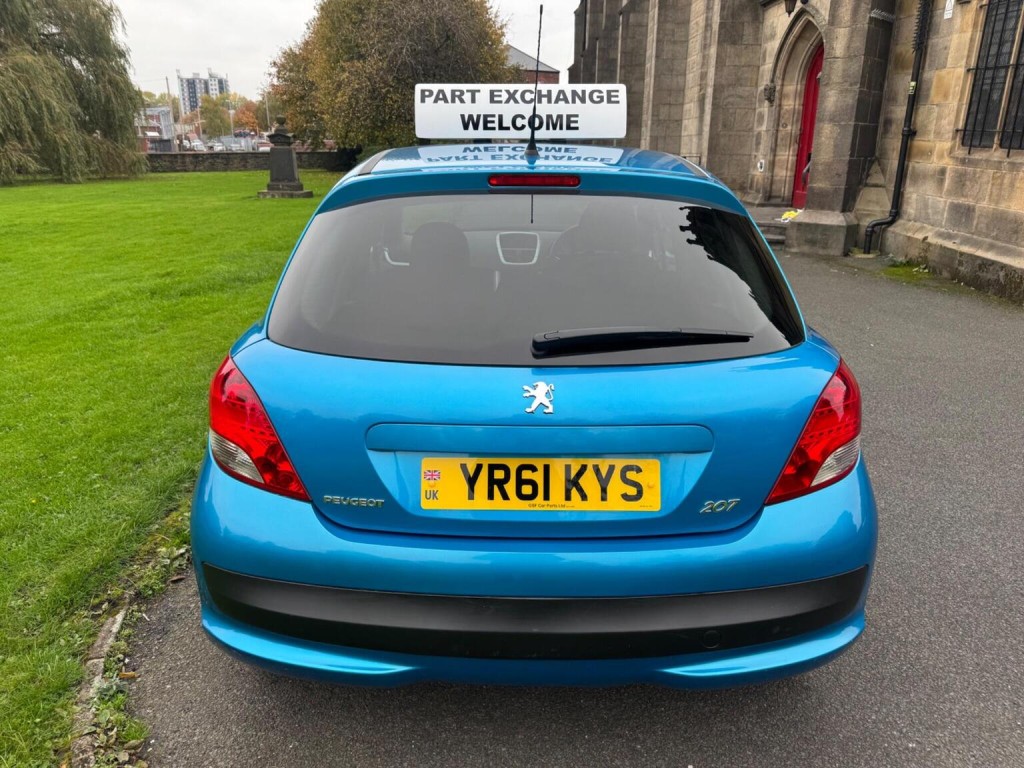 PEUGEOT 207