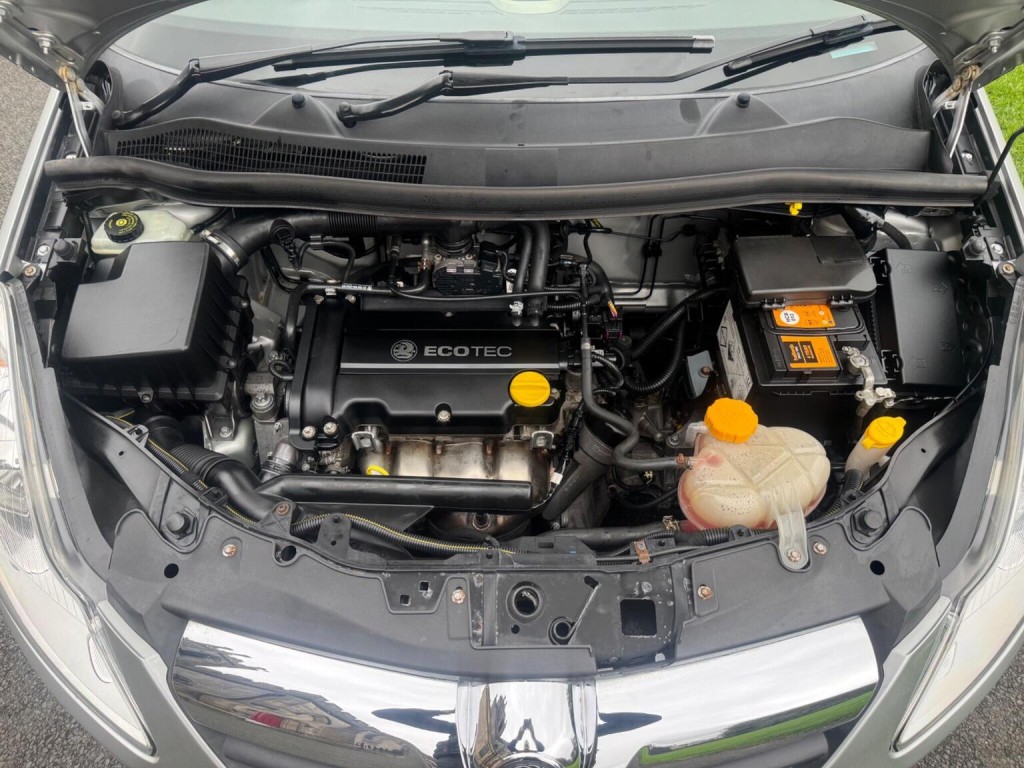 VAUXHALL CORSA