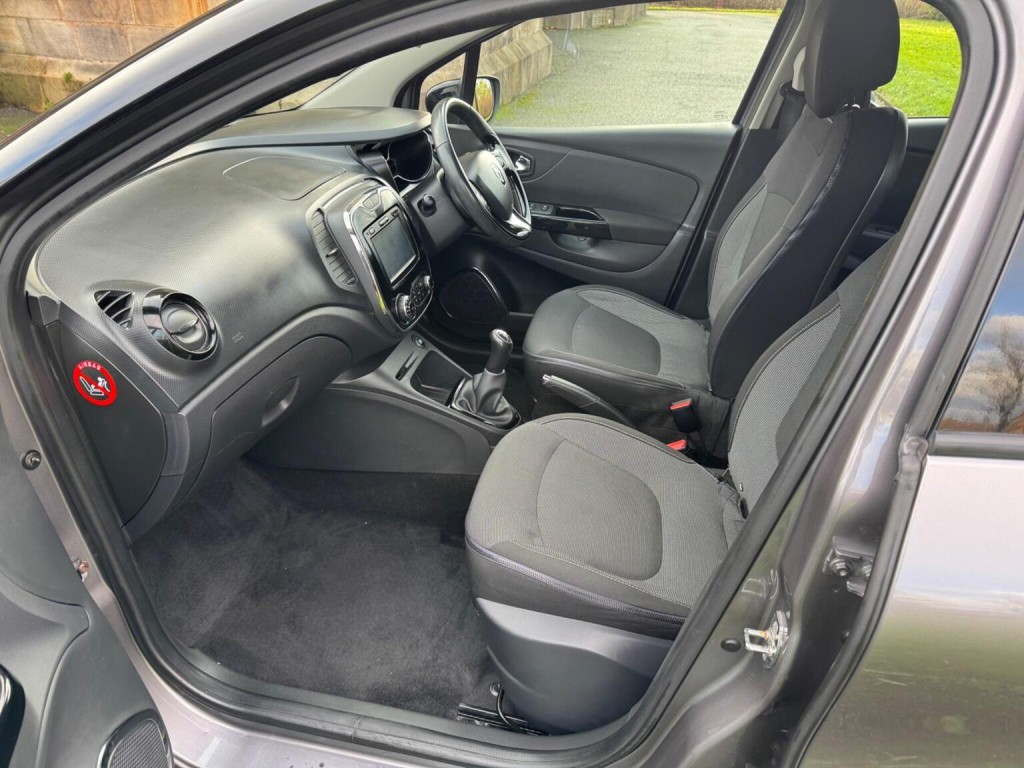 RENAULT CAPTUR
