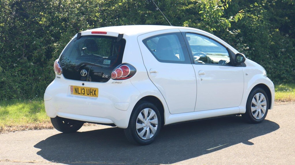 TOYOTA AYGO