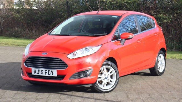 FORD FIESTA 1.0 T EcoBoost Zetec