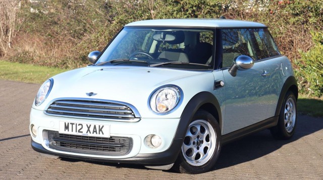 MINI HATCH 1.6 One Hatch