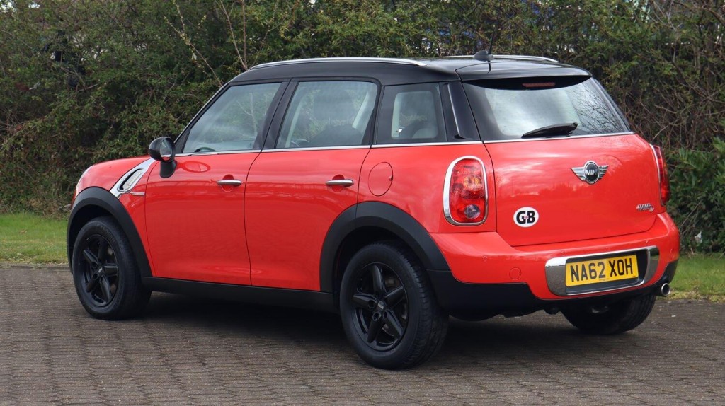 MINI COUNTRYMAN