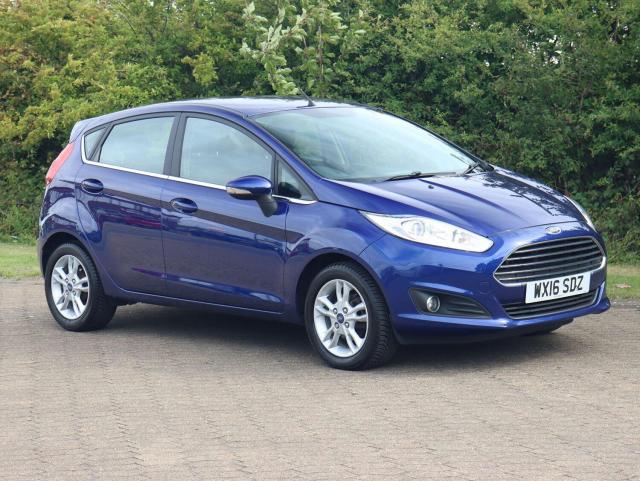FORD FIESTA 1.0 T EcoBoost Zetec