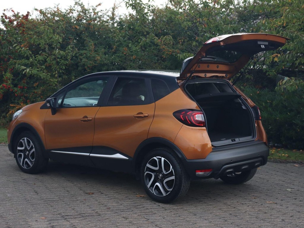 RENAULT CAPTUR