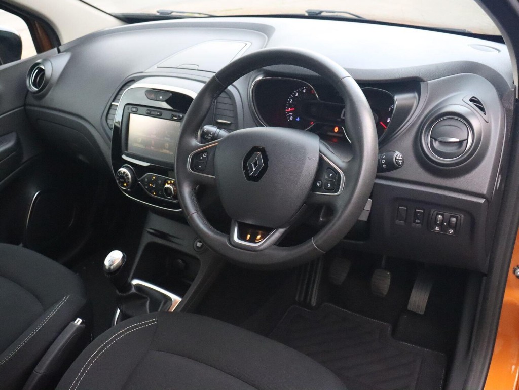 RENAULT CAPTUR