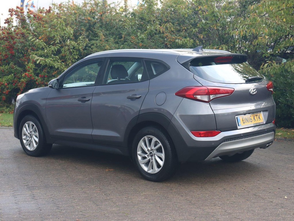 HYUNDAI TUCSON