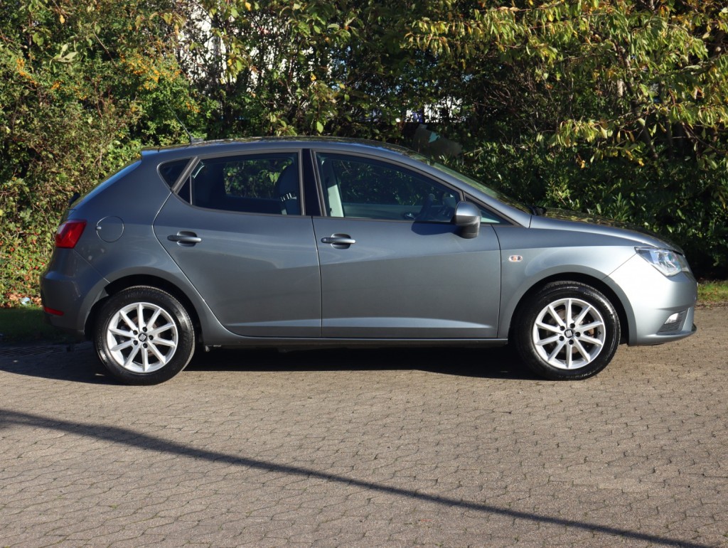 SEAT IBIZA