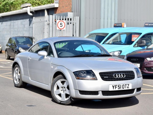 AUDI TT