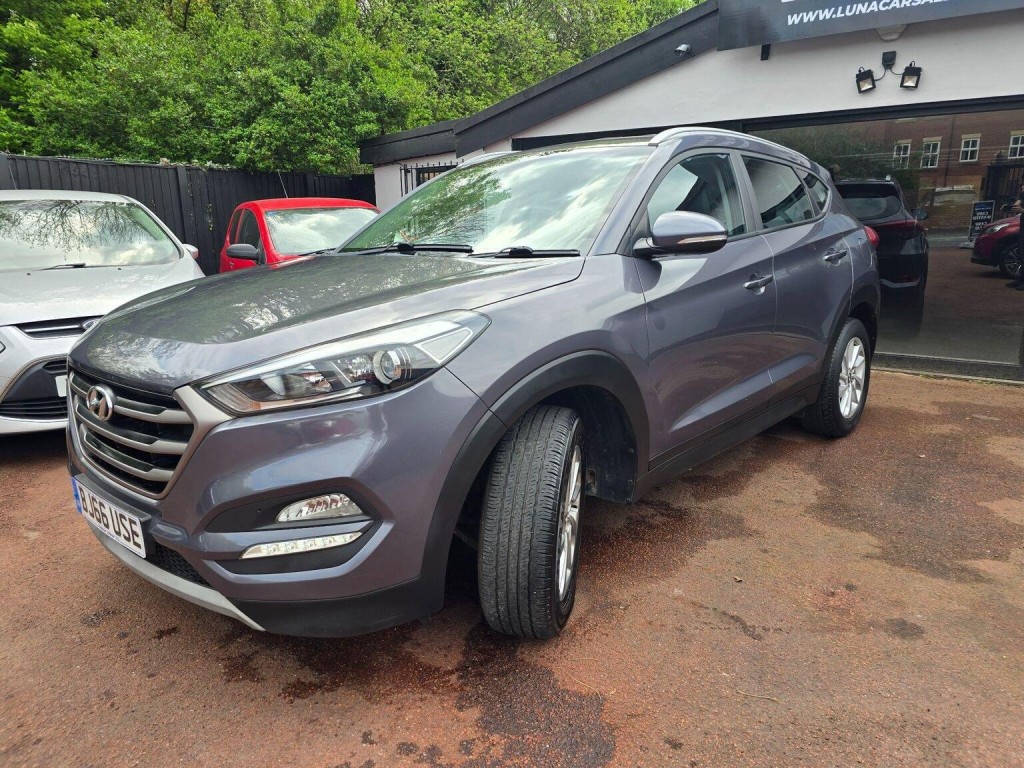 HYUNDAI TUCSON