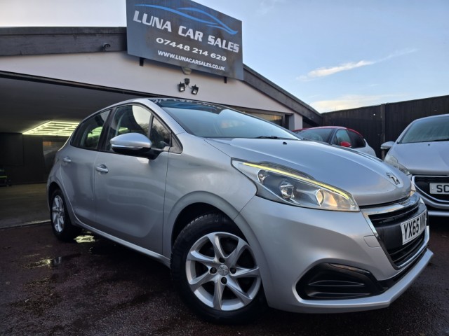 PEUGEOT 208 1.2 PureTech Active