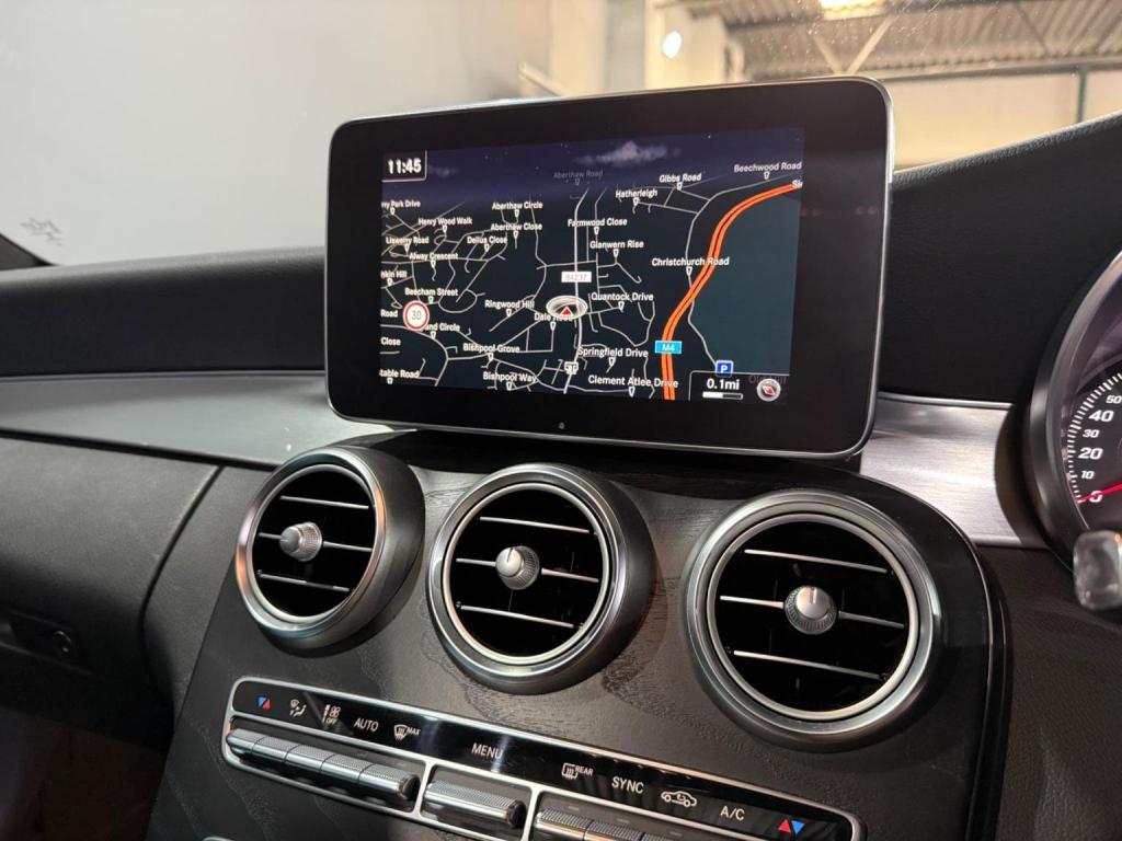 MERCEDES-BENZ C CLASS