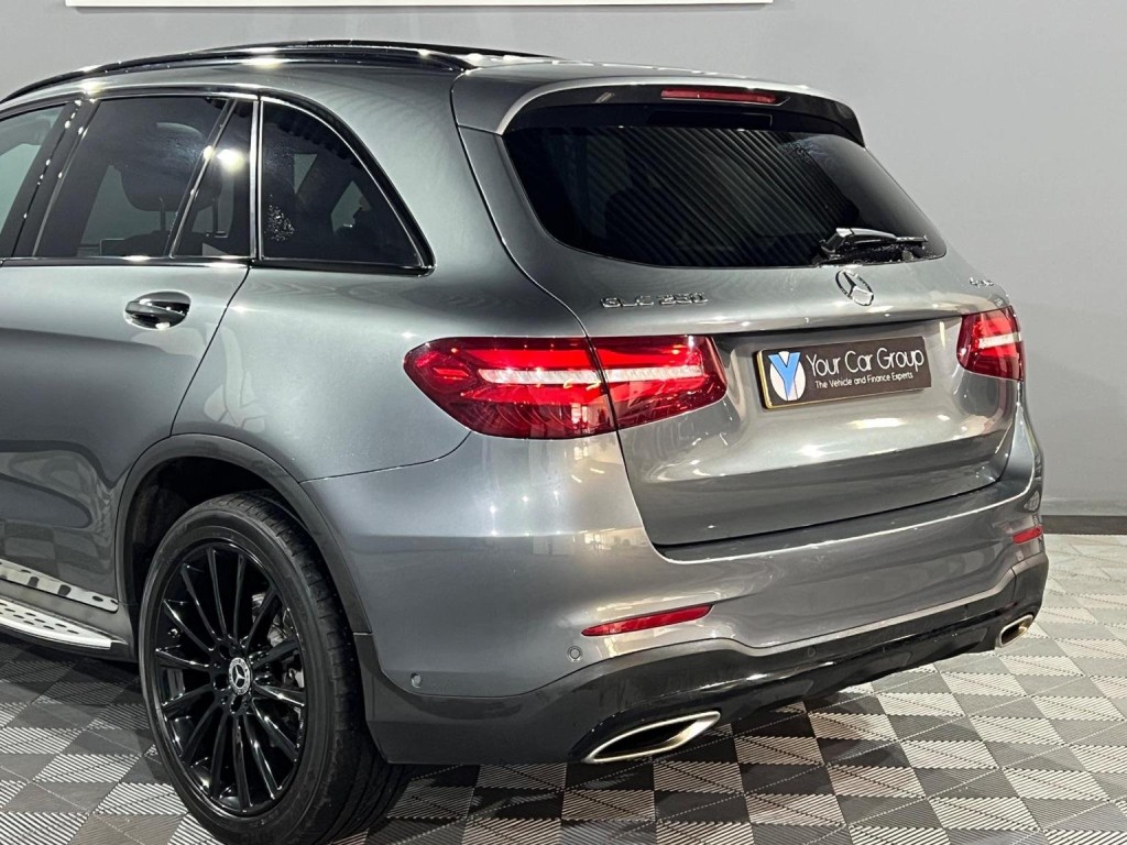 MERCEDES-BENZ GLC
