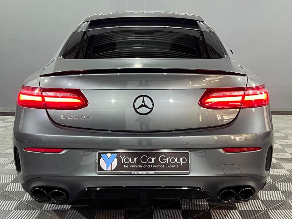 MERCEDES-BENZ E CLASS