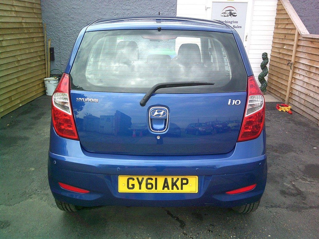 HYUNDAI I10