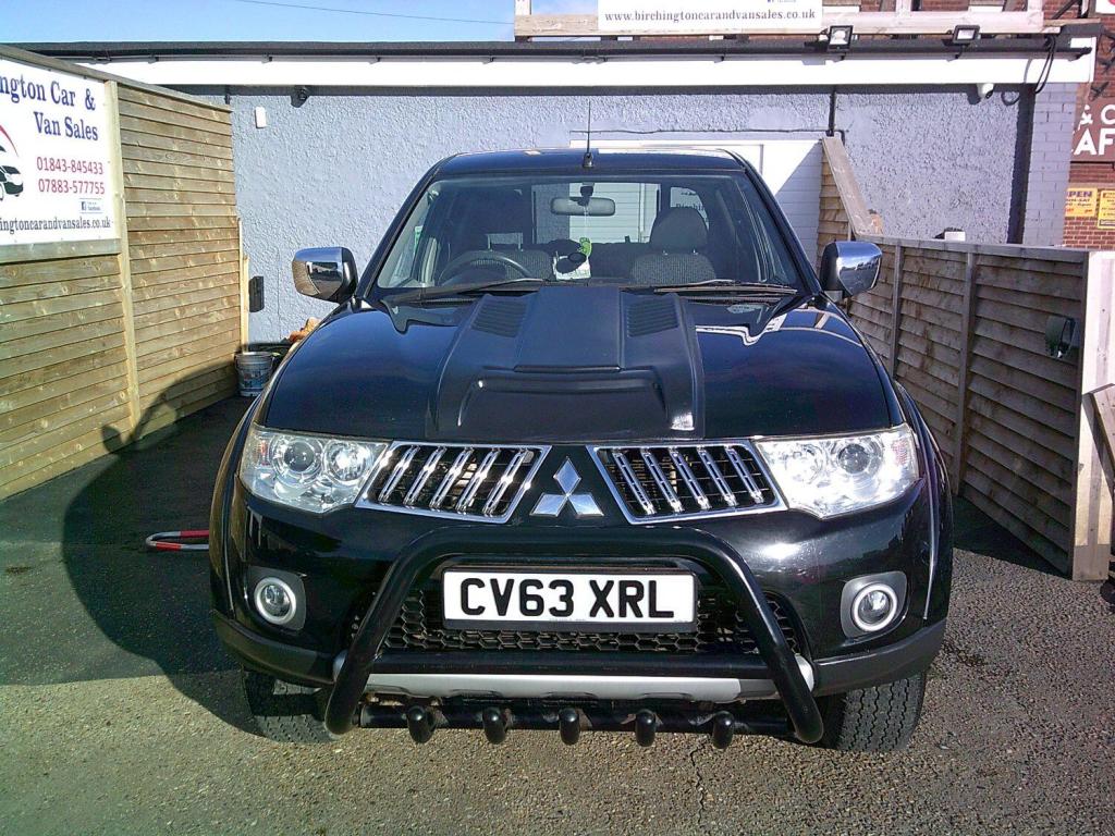MITSUBISHI L200