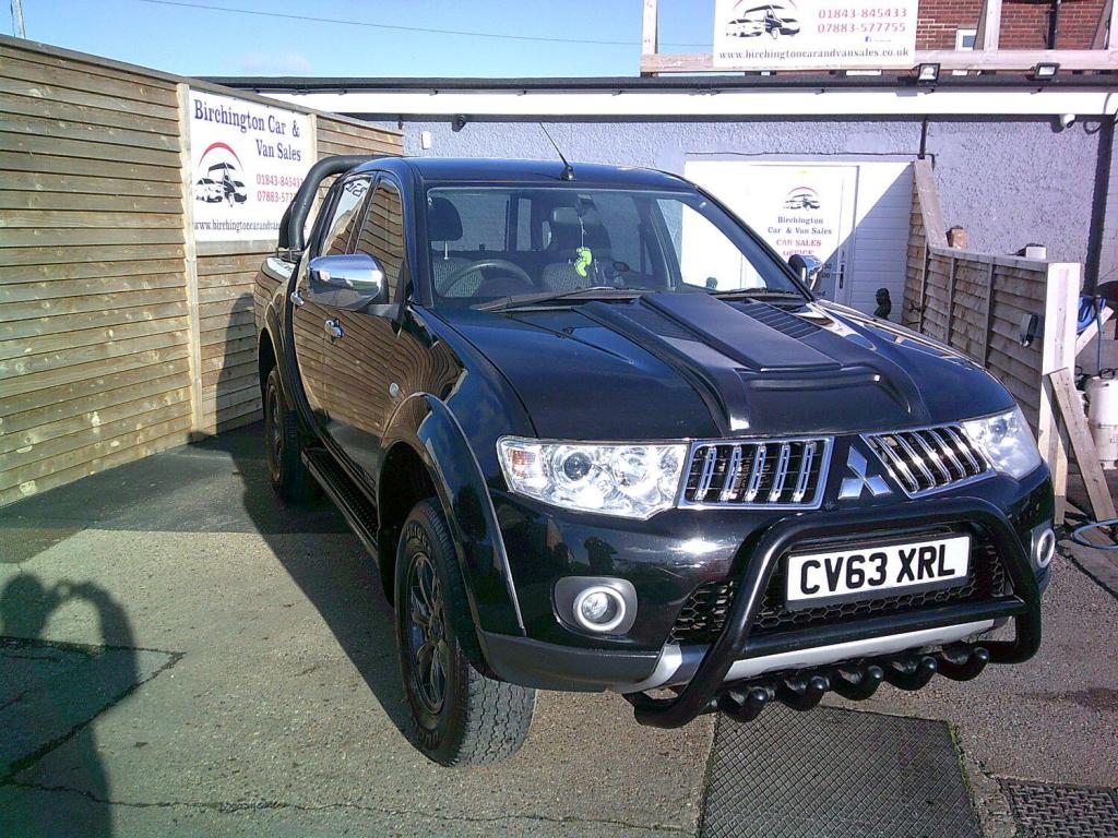 MITSUBISHI L200