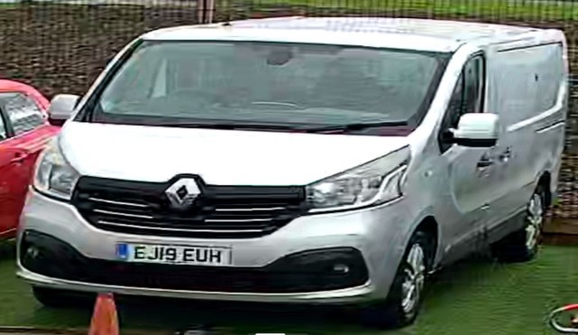 RENAULT TRAFIC 1.6 SL27 dCi 120 Sport Nav Euro 6