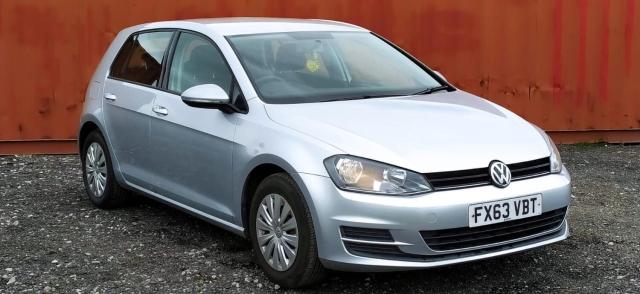 VOLKSWAGEN GOLF 1.2 TSI BlueMotion Tech S