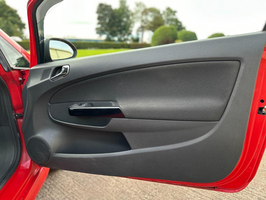 VAUXHALL CORSA