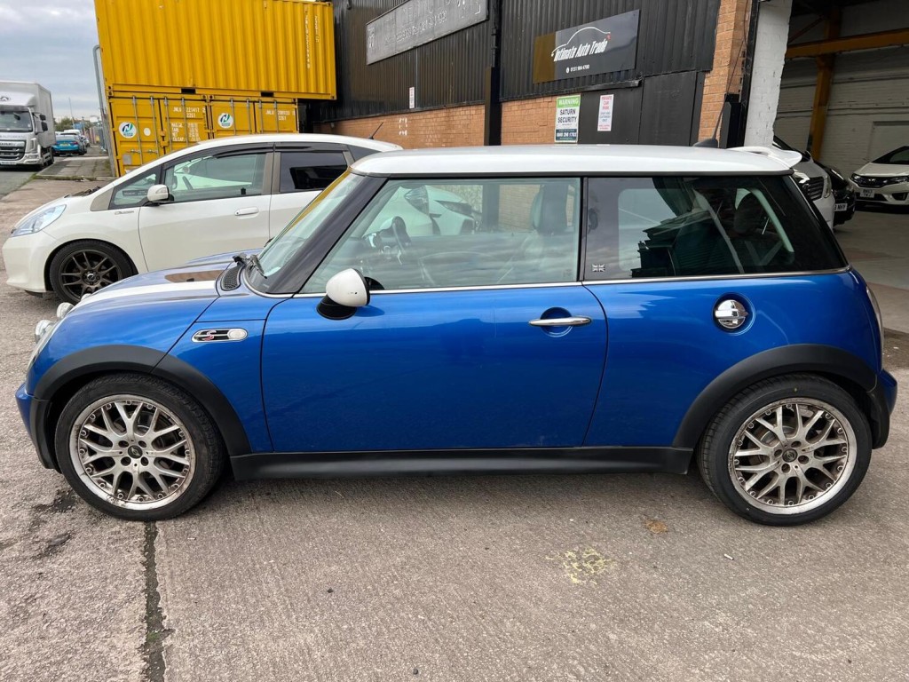 MINI HATCH COOPER