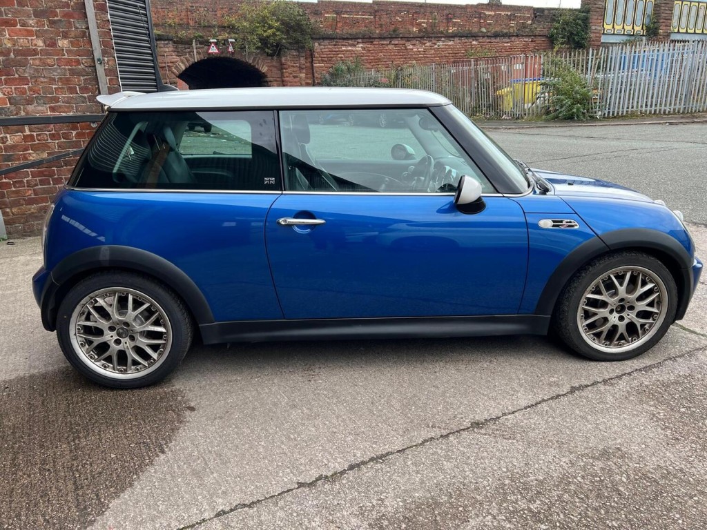 MINI HATCH COOPER