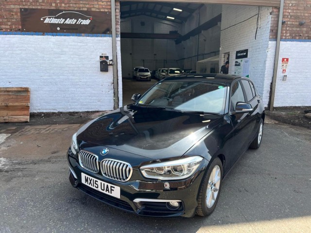 BMW 1 SERIES 118i