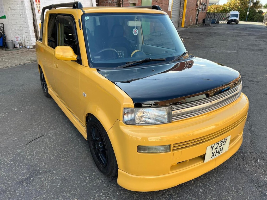 TOYOTA BB