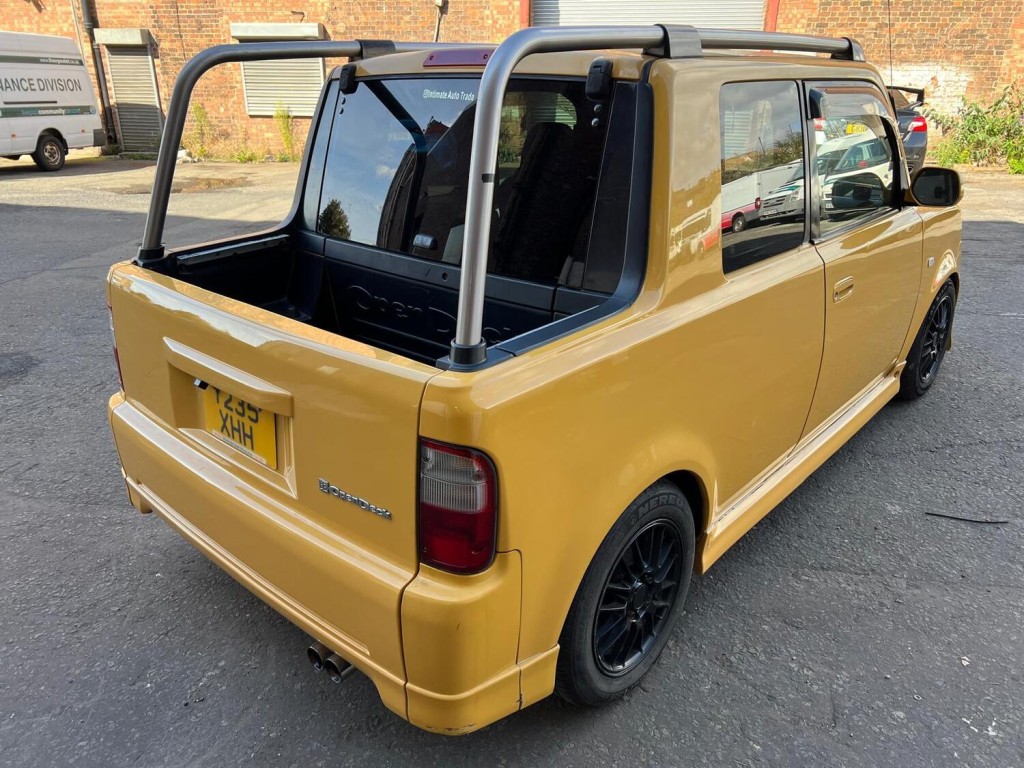 TOYOTA BB