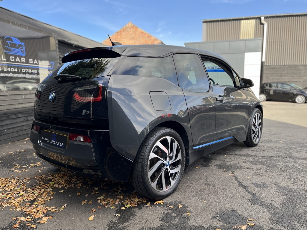 BMW I3