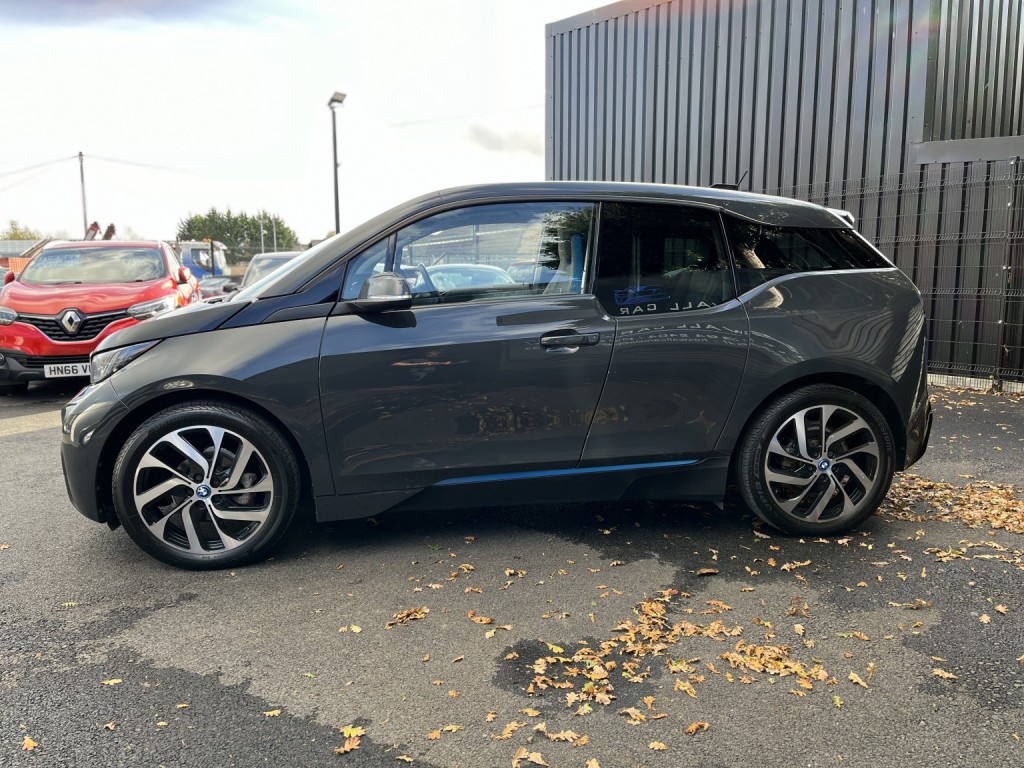 BMW I3