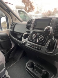 AUTO-TRAIL 