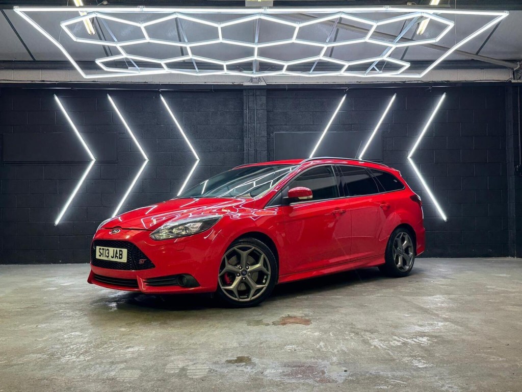 FORD FOCUS 2.0T EcoBoost ST-3 Euro 5 (s/s) 5dr
